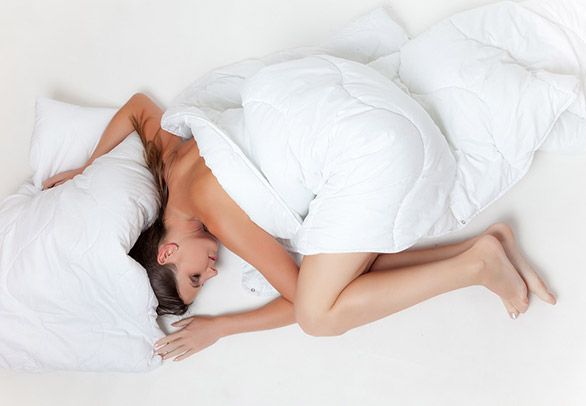 5 buenas razones para dormir desnudo
